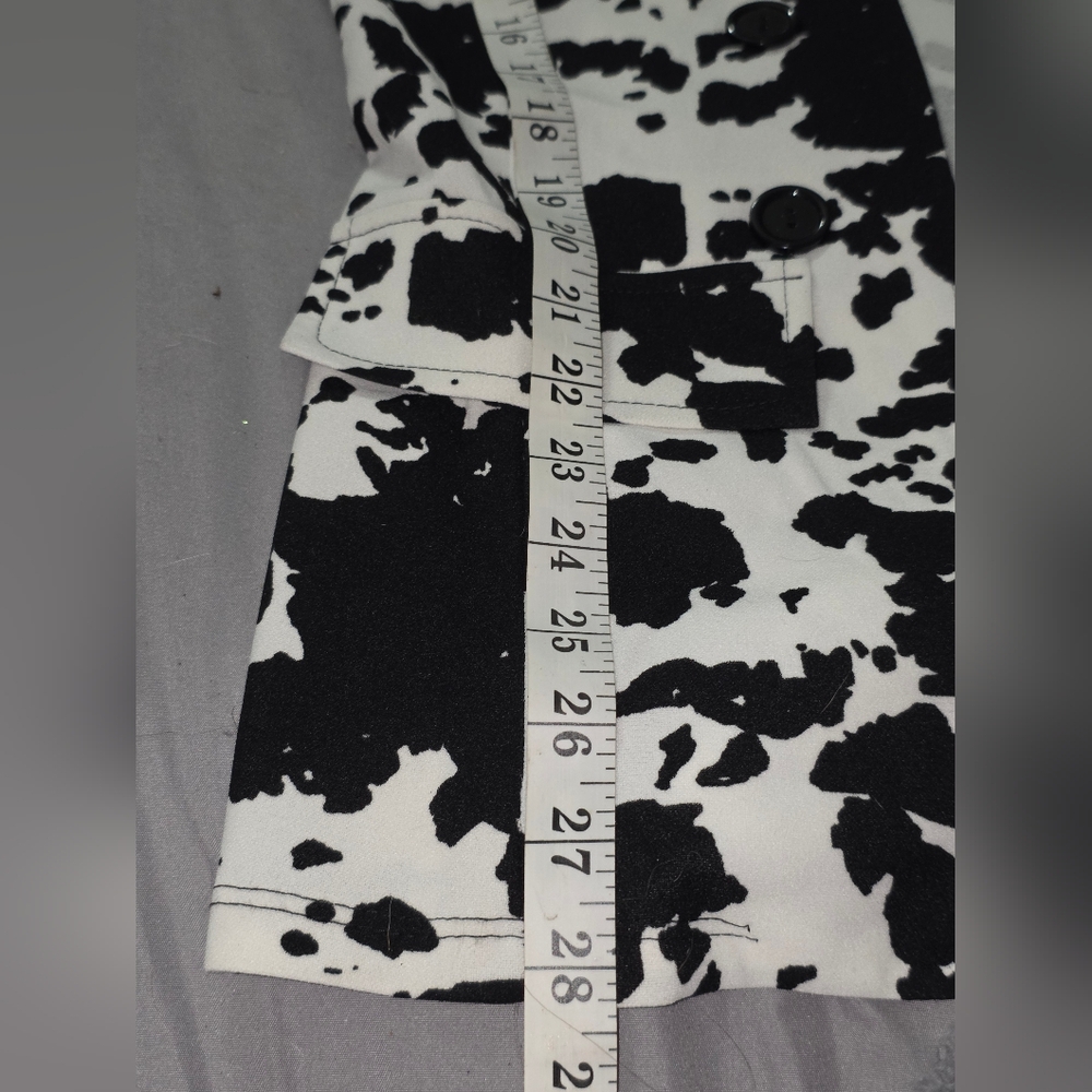 Black and White Patterned Blazer - Picture 4 of 5